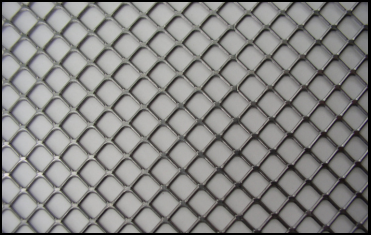 wire mesh over screens